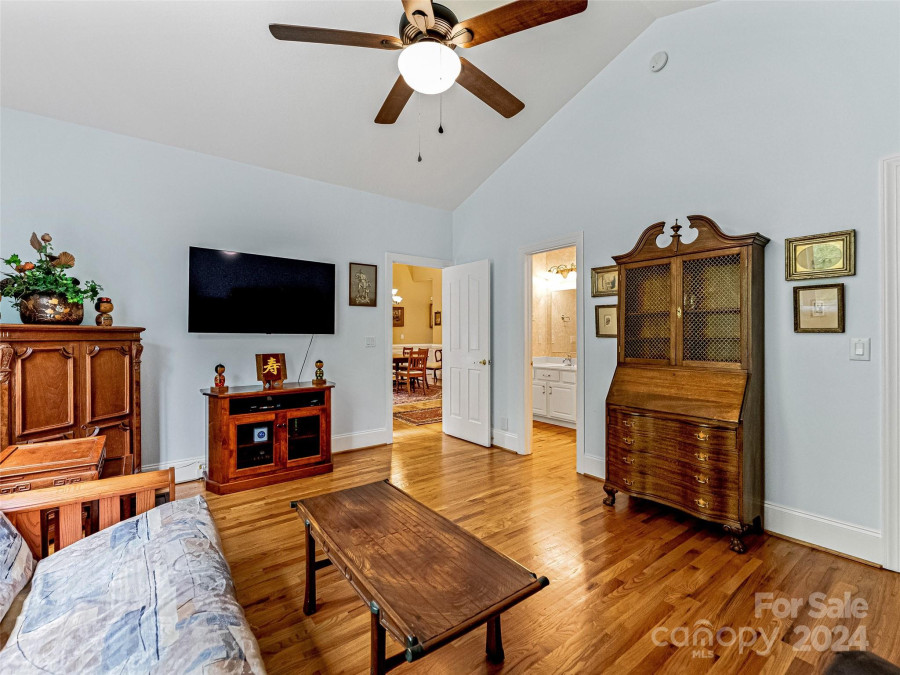 108 Jasmine Ln Asheville, NC 28803