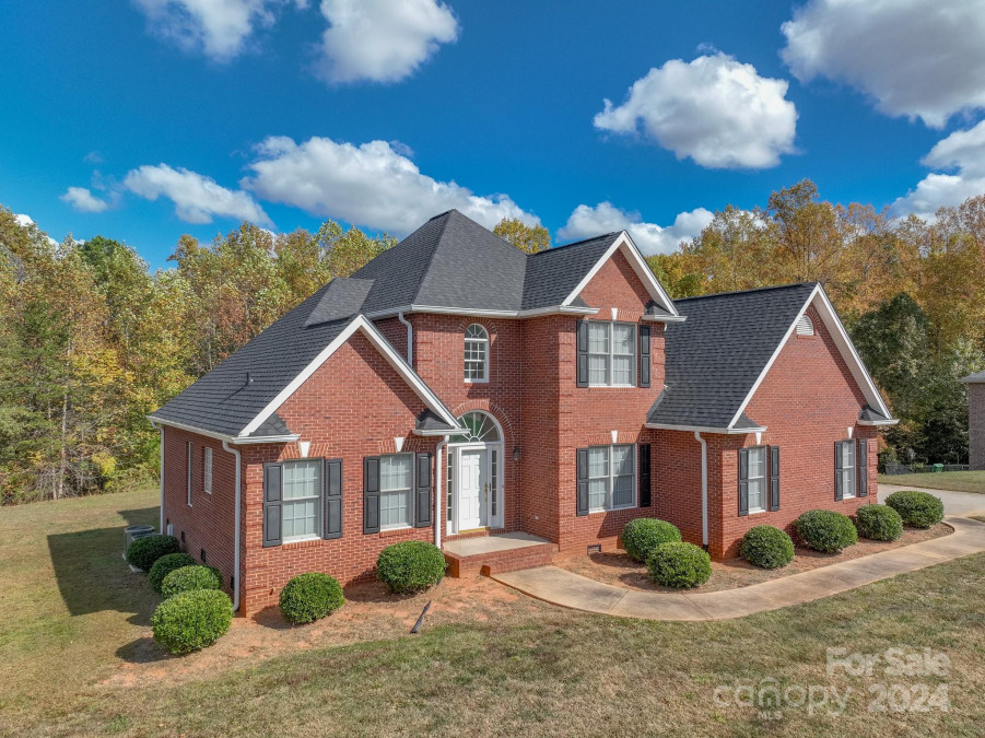 2618 Pebble Creek Dr Shelby, NC 28152