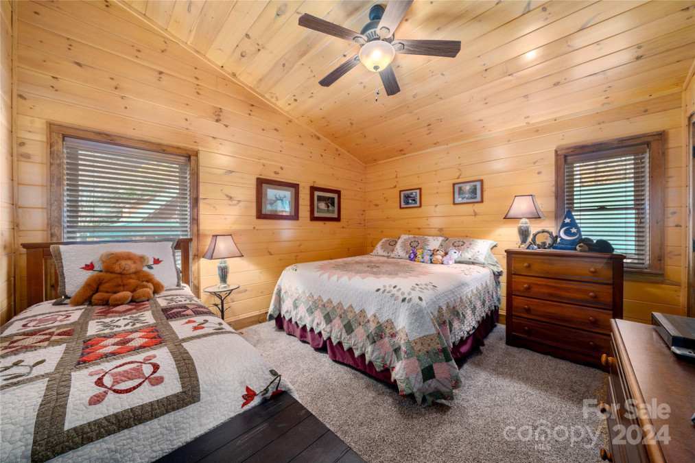 36 Destiny Trl Maggie Valley, NC 28751