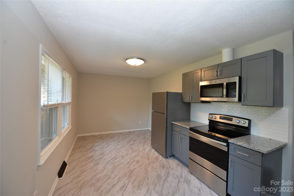 4409 Mckinley Dr, Charlotte, NC 28208 MLS 4083287