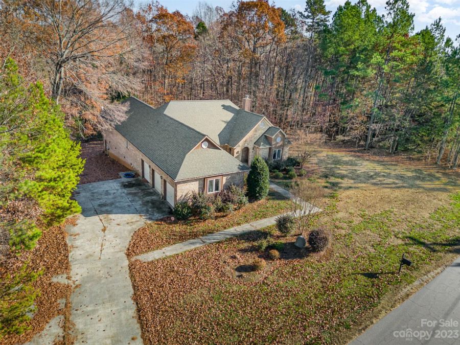113 Quiet Cove Rd Mooresville, NC 28117