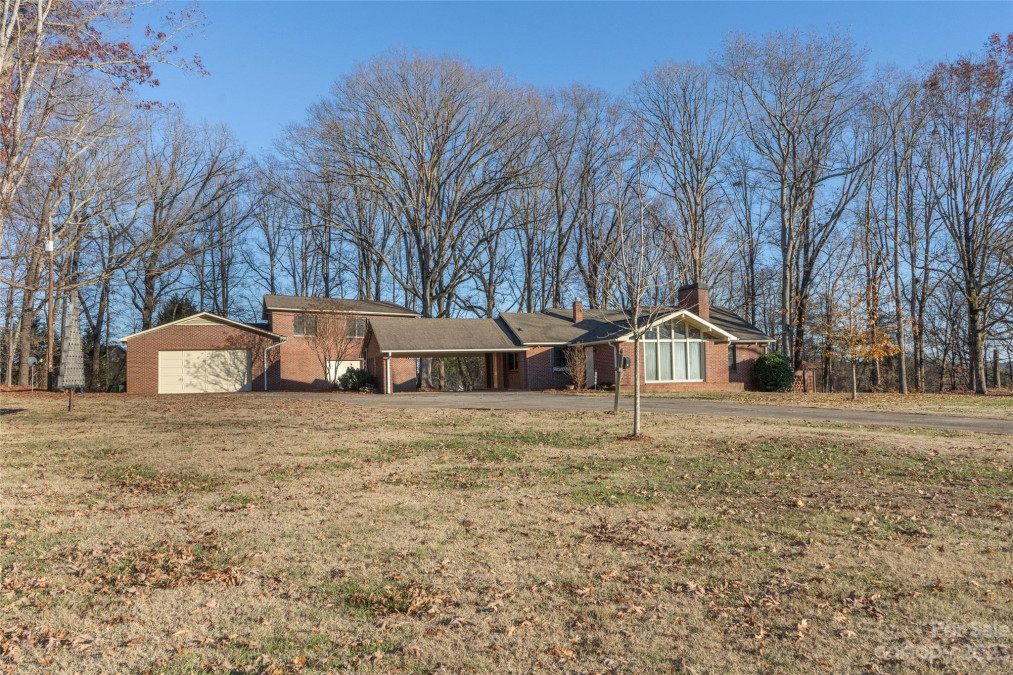 3616 County Home Rd Conover, NC 28613