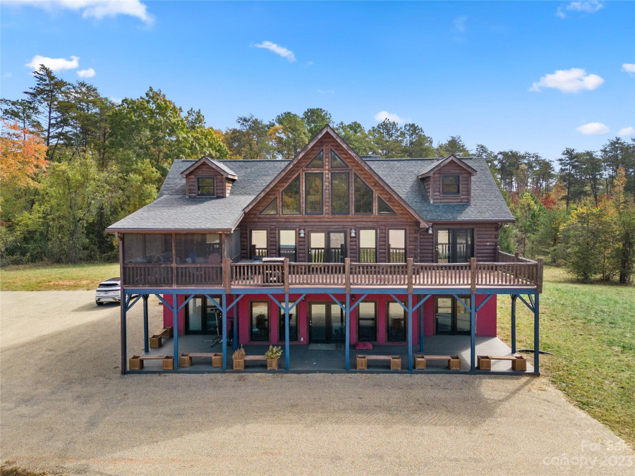 1642 Smith Waldrop Rd Mill Spring, NC 28756