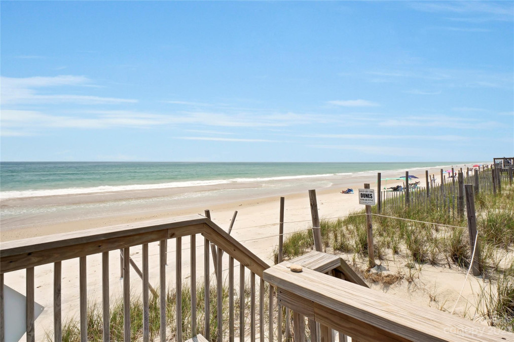 422 Hampton Cir Topsail Beach, NC 28460