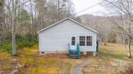 1960 Hanging Rock Rd Spruce Pine, NC 28777