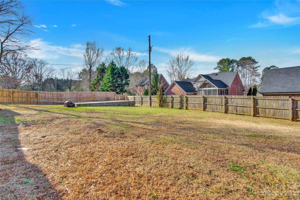 1816 Waxhaw Indian Trail Rd Indian Trail, NC 28079