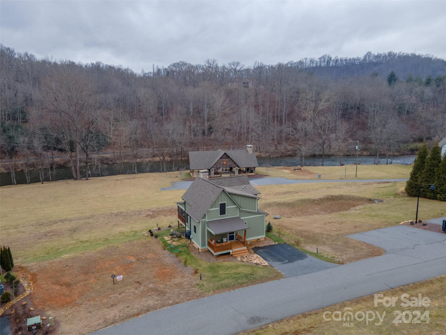 80 Grayling Dr Cullowhee, NC 28723