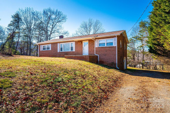 3846 Powell Dr Hickory, NC 28602