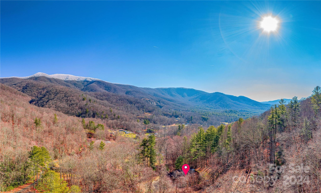 249 Starlin Mountain Rd Spruce Pine, NC 28777