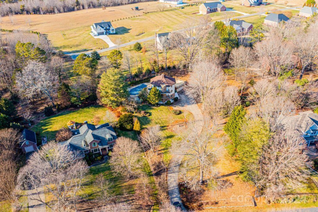 242 Wood Hollow Rd Taylorsville, NC 28681