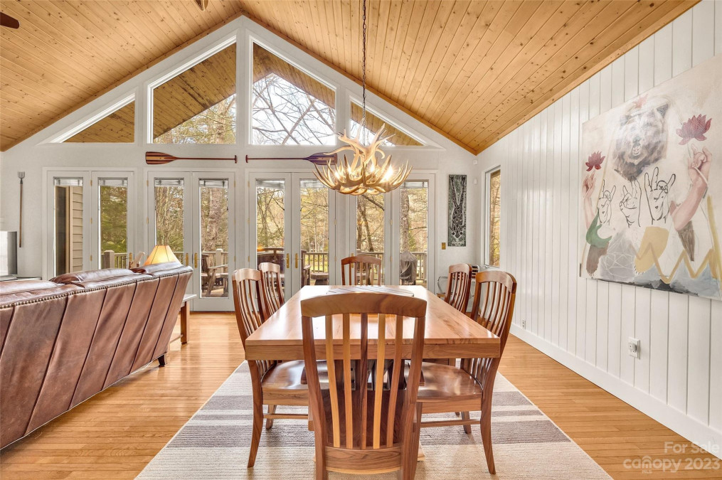 1311 Cold Mountain Rd Lake Toxaway, NC 28747