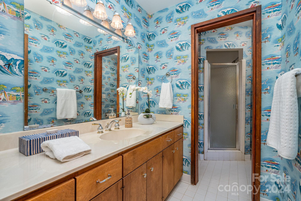 4801 Montibello Dr, Charlotte, NC 28226 MLS 4104620