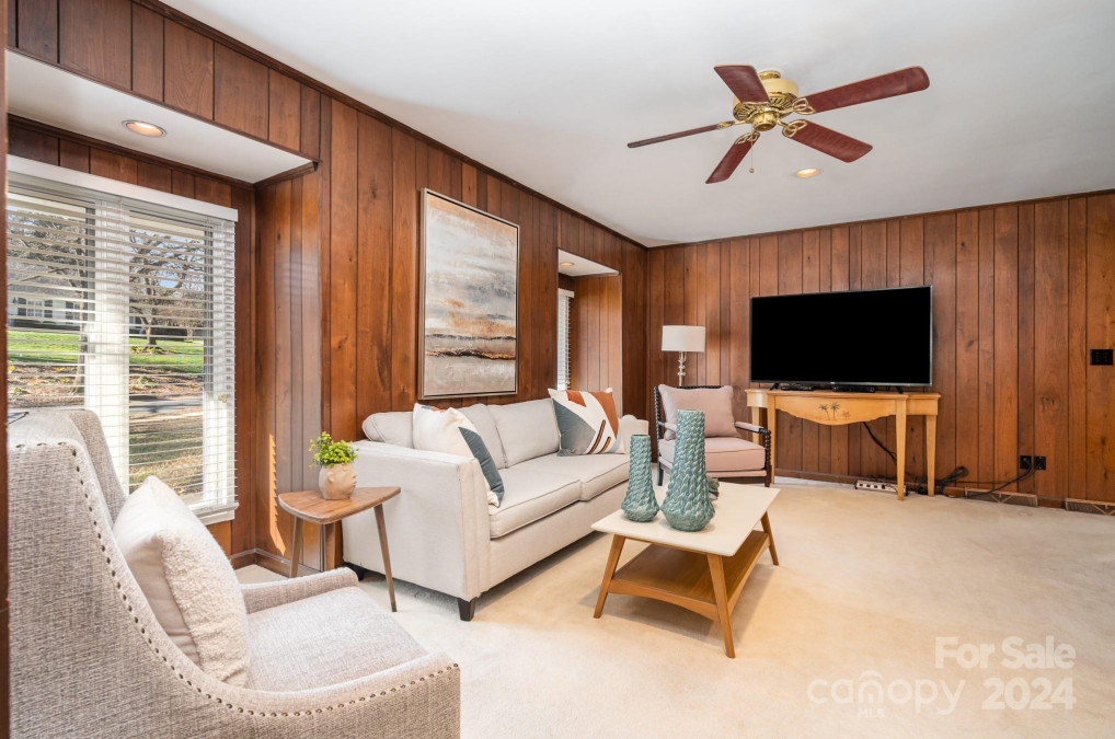 4801 Montibello Dr, Charlotte, NC 28226 MLS 4104620