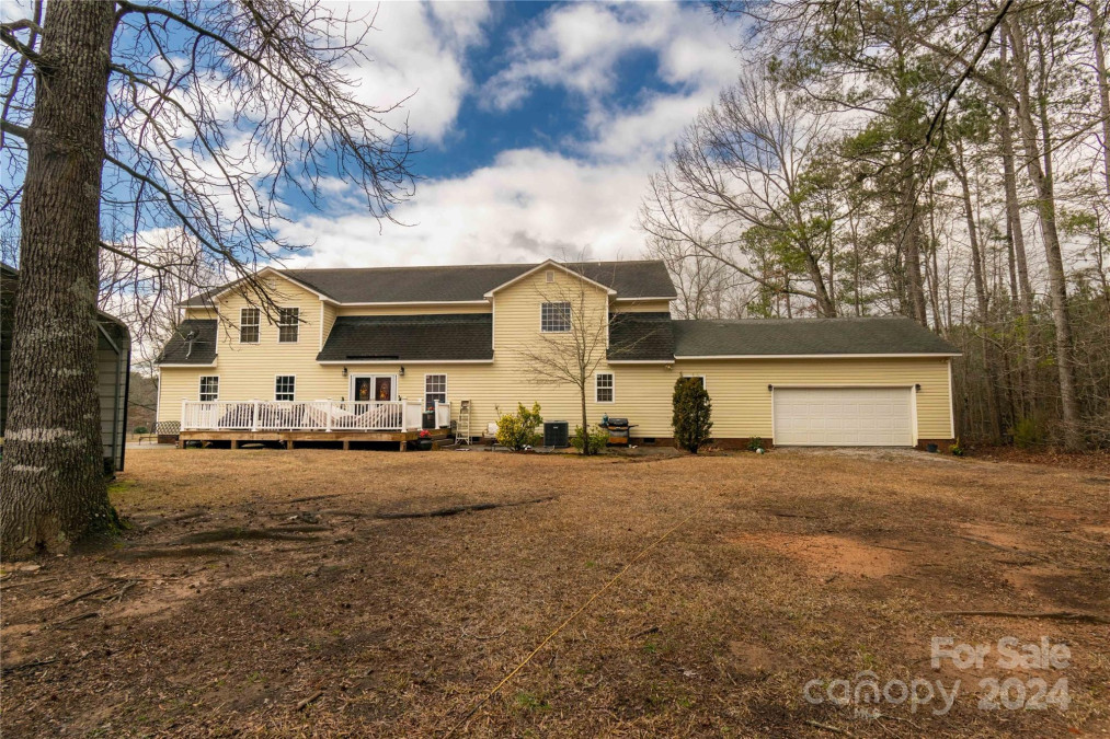 4587 Mount Carmel Rd Heath Springs, SC 29058