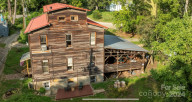 1 Old Mill Ln Weaverville, NC 28787