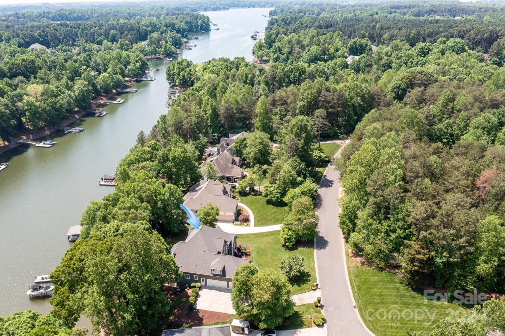 226 Wildwood Cove Dr Mooresville, NC 28117