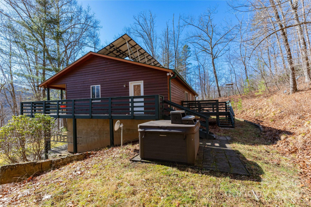 464 Eagles Roost Rd Bryson City, NC 28713