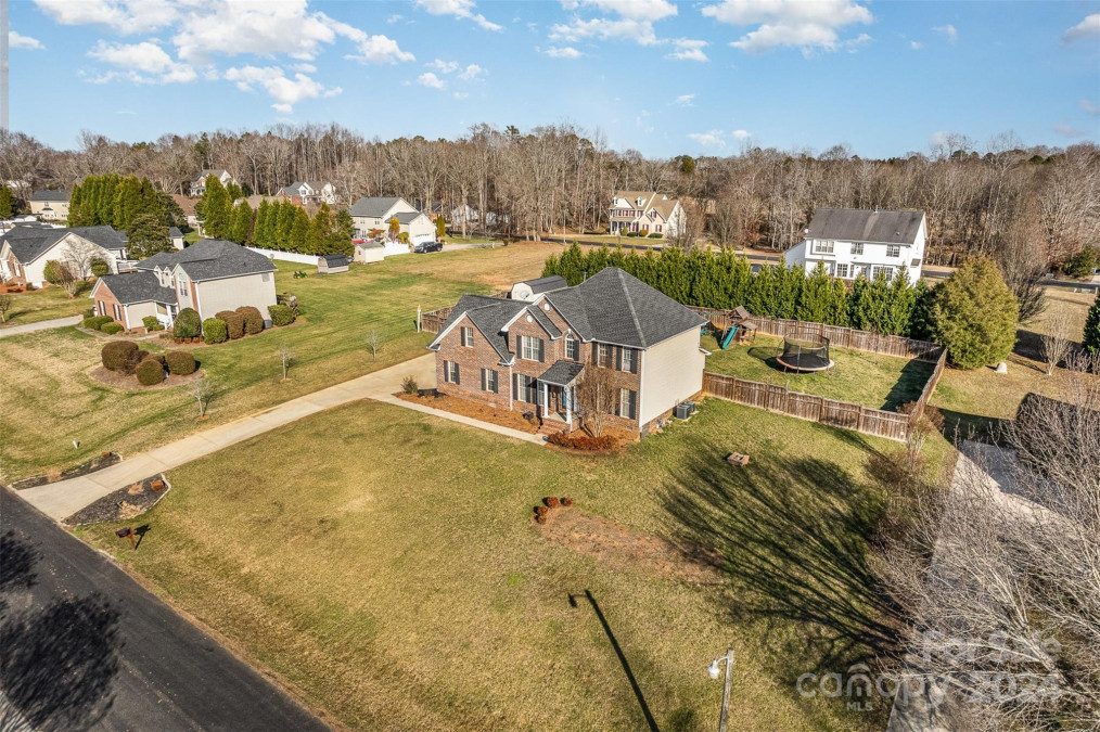 443 Cameron Dr Salisbury, NC 28147