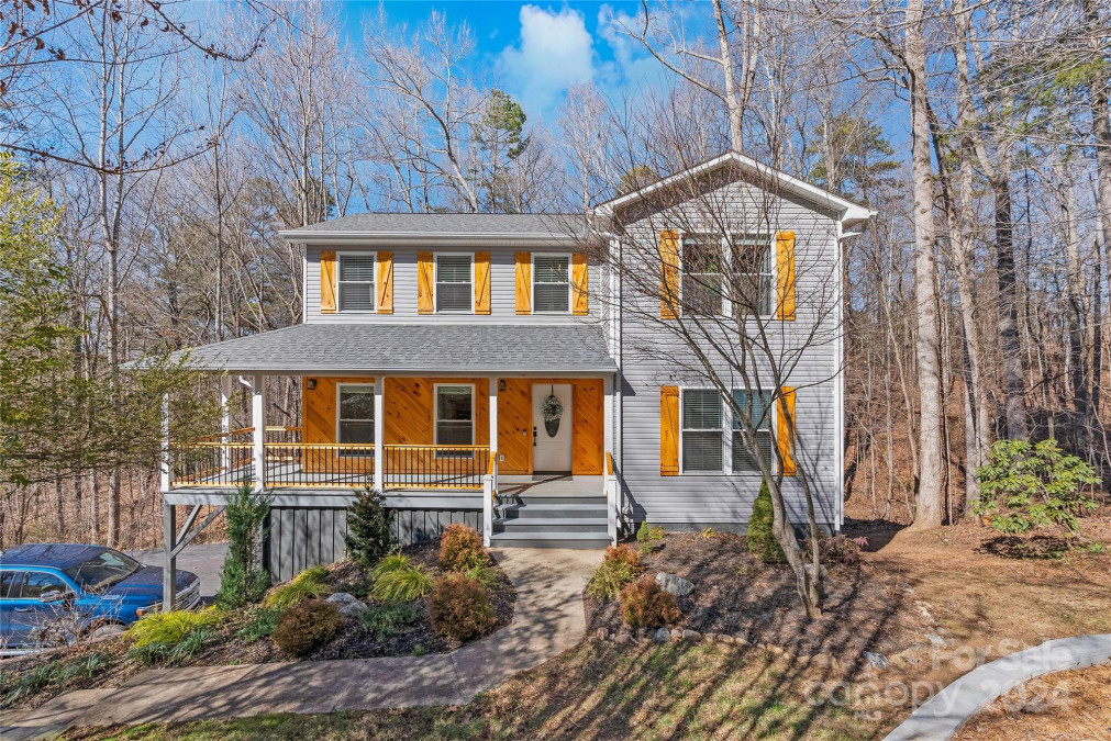 7 Foothills Rd Asheville, NC 28804