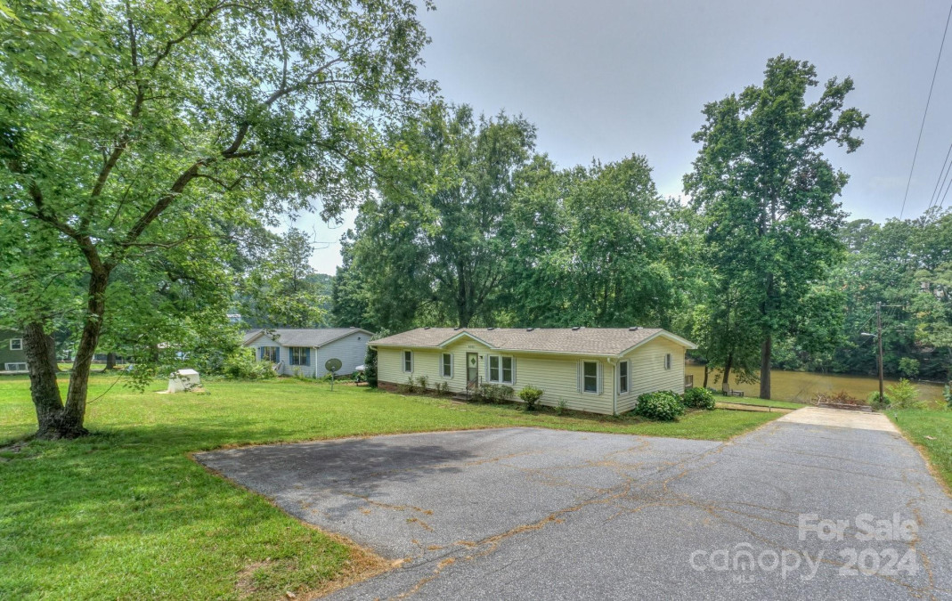 4115 Cascade St Terrell, NC 28682