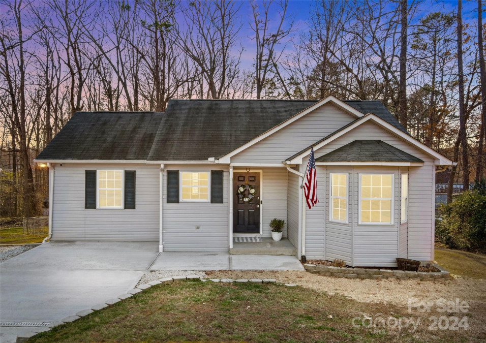 133 Mills Forest Ln Mooresville, NC 28117