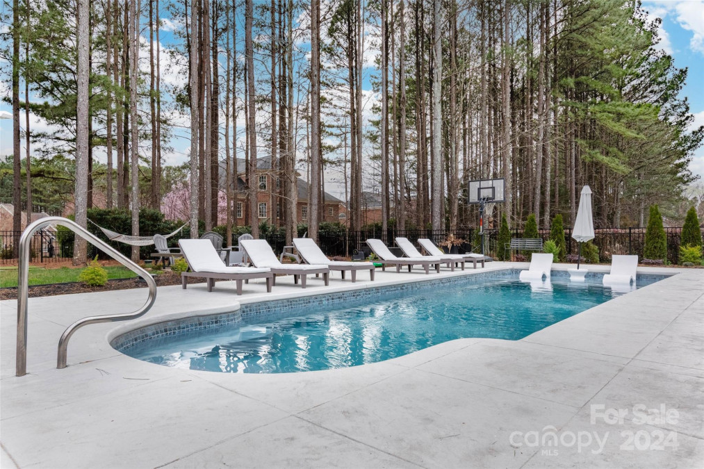 14044 Lissadell Cir Charlotte, NC 28277