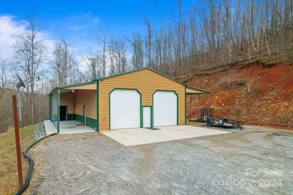 2167 Hidden Valley Rd Taylorsville, NC 28681