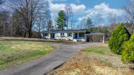 3863 River Rd Morganton, NC 28655