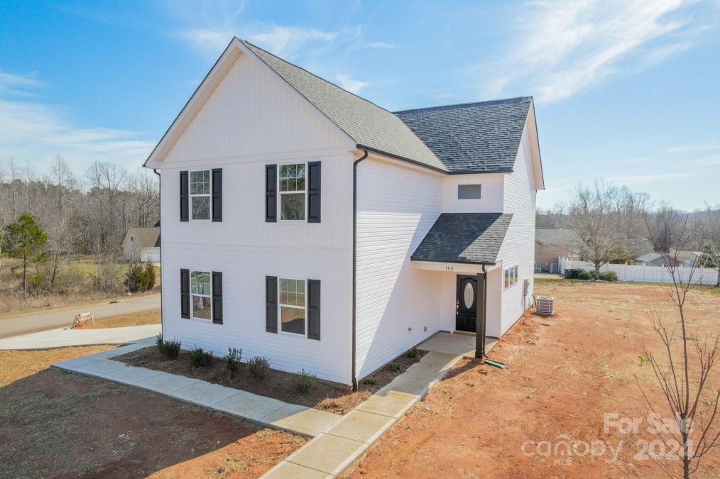 103 Dublin Ct Statesville, NC 28677