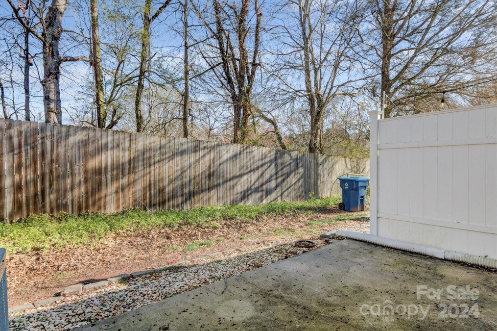 47 Orchard Trace Ct Taylorsville, NC 28681
