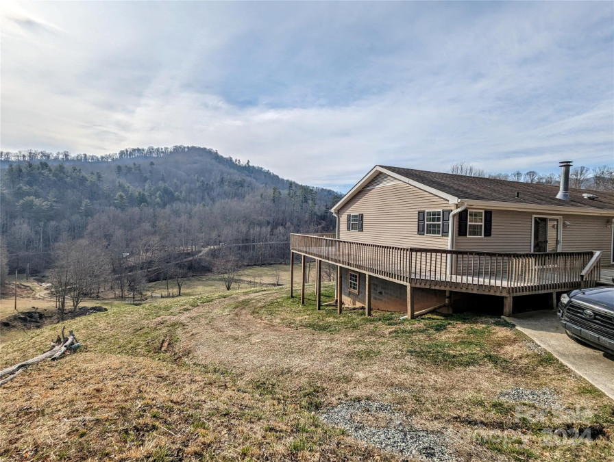 2585 Upper Paw Paw Rd Marshall, NC 28753