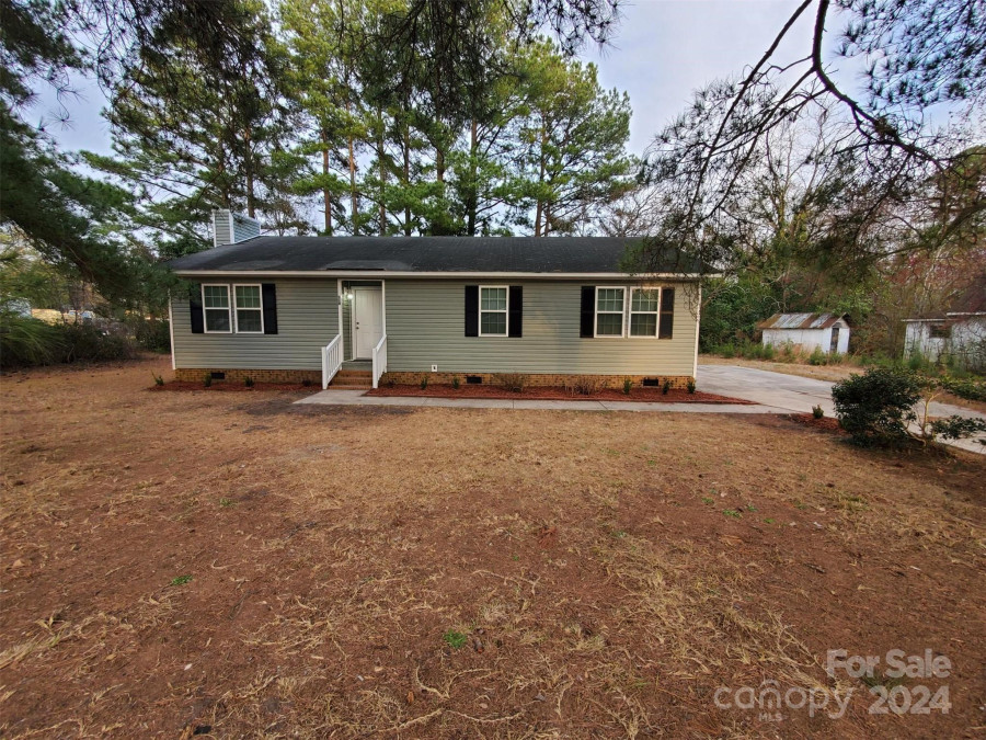 118 Malloy St Red Springs, NC 28377