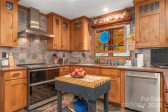 1802 Timber Trl Asheville, NC 28804