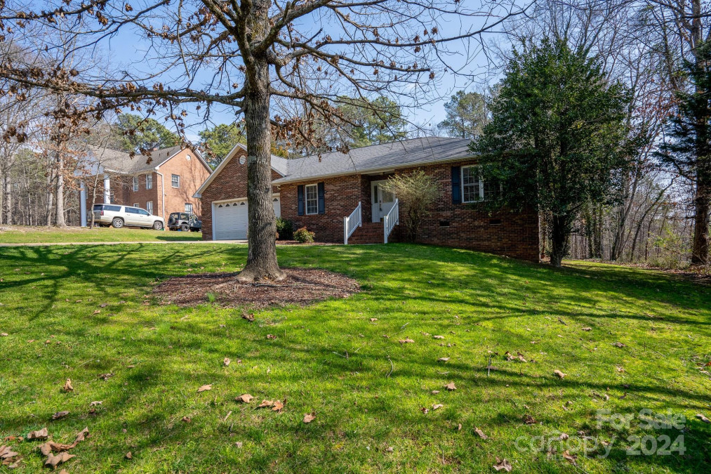 2920 Noritake Trl Albemarle, NC 28001