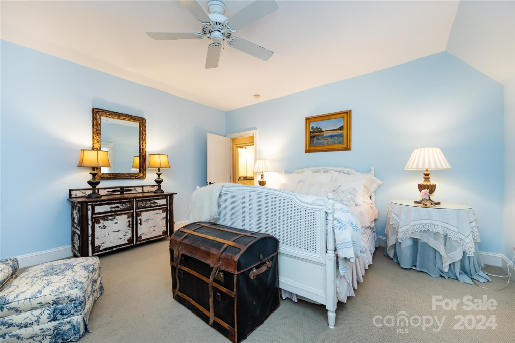 8805 Provence Village Ln, Charlotte, NC 28226 MLS 4114061