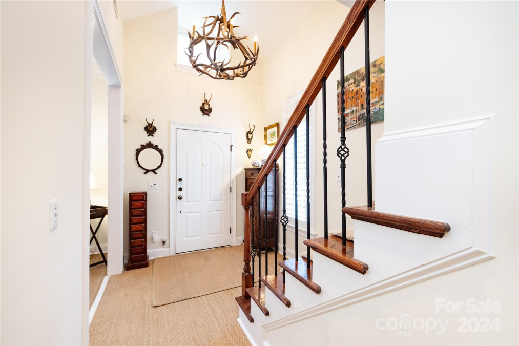 8805 Provence Village Ln, Charlotte, NC 28226 MLS 4114061