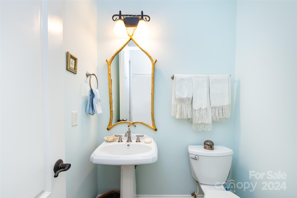 8805 Provence Village Ln, Charlotte, NC 28226 MLS 4114061