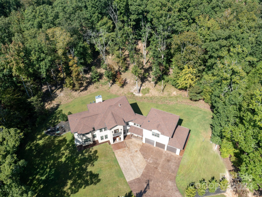 537 Lochaven Rd Waxhaw, NC 28173