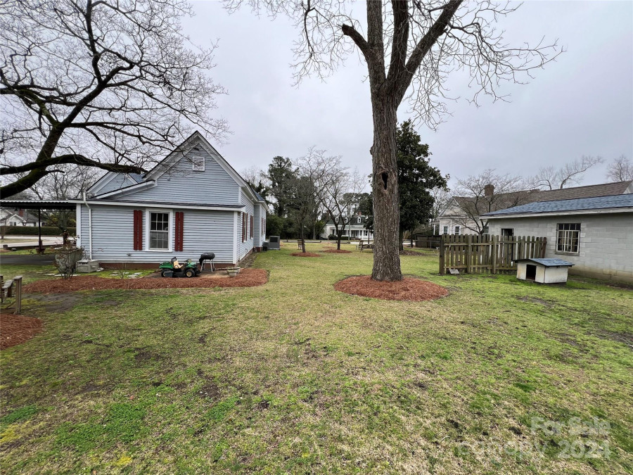 818 Calhoun St Johnston, SC 29832