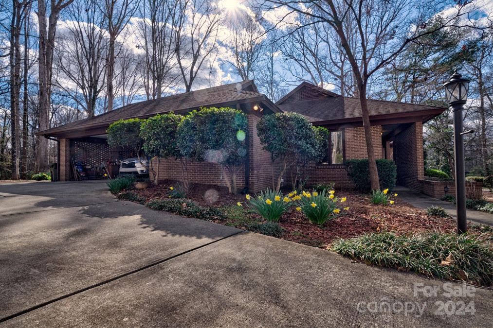 25 Fairway Rg Lake Wylie, SC 29710