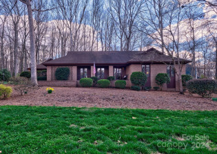 25 Fairway Rg Lake Wylie, SC 29710