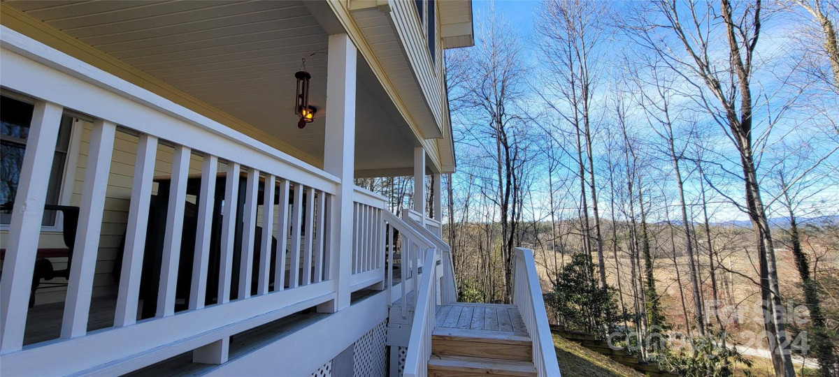 28 Big Rock Rd Pisgah Forest, NC 28768