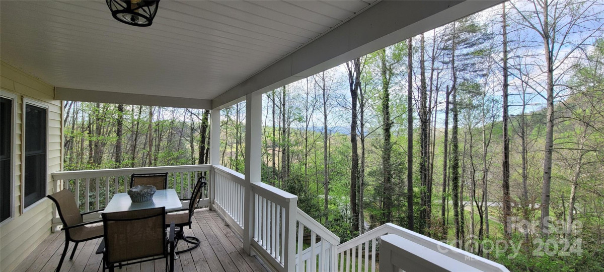 28 Big Rock Rd Pisgah Forest, NC 28768