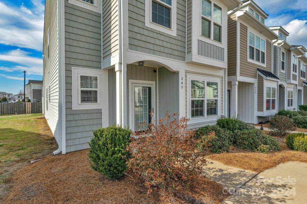 347 Halton Crossing Dr Concord, NC 28027