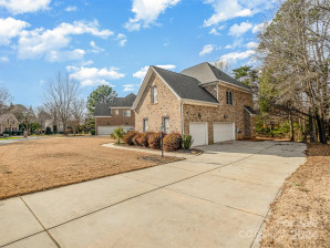 927 Hickory Stick Dr Fort Mill, SC 29715
