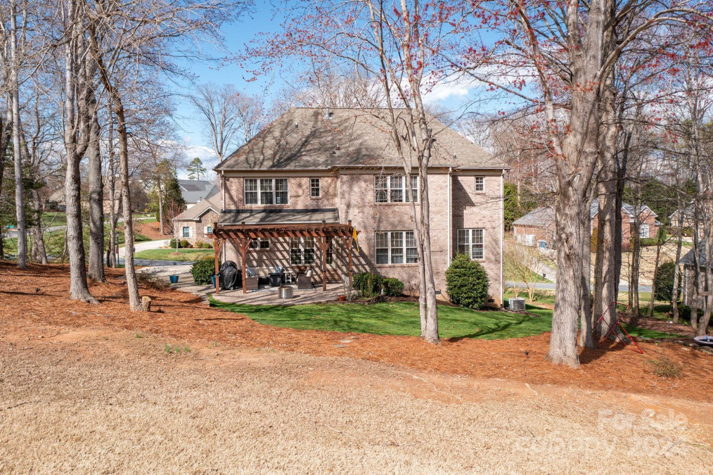 7593 Turnberry Ln Stanley, NC 28164