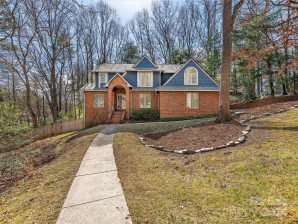 22 Spring Cove Ct Arden, NC 28704