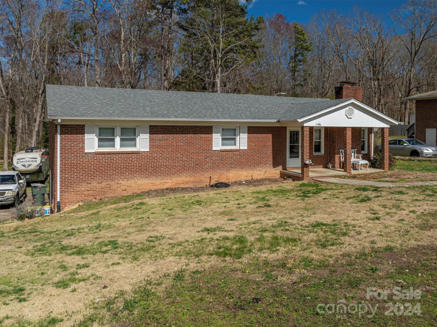 146 Shadowbrook Rd Mount Holly, NC 28120
