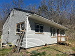 561 Deyton Rd Bakersville, NC 28705