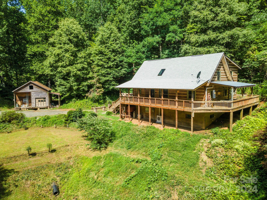 102 Gold Creek Crossing Black Mountain, NC 28711